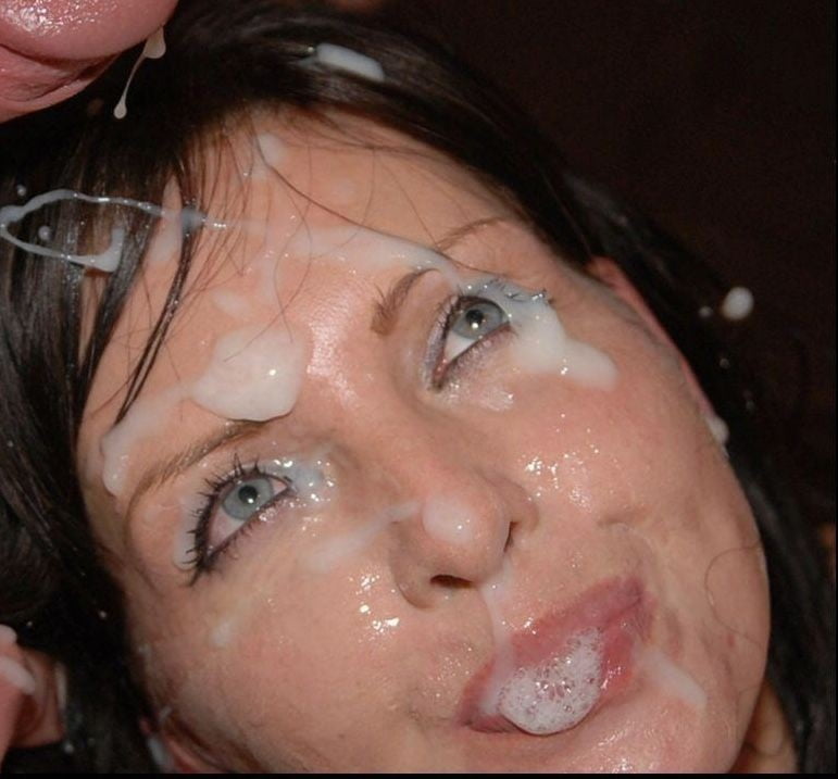 Собрала сперму на лицо после старательного отсоса